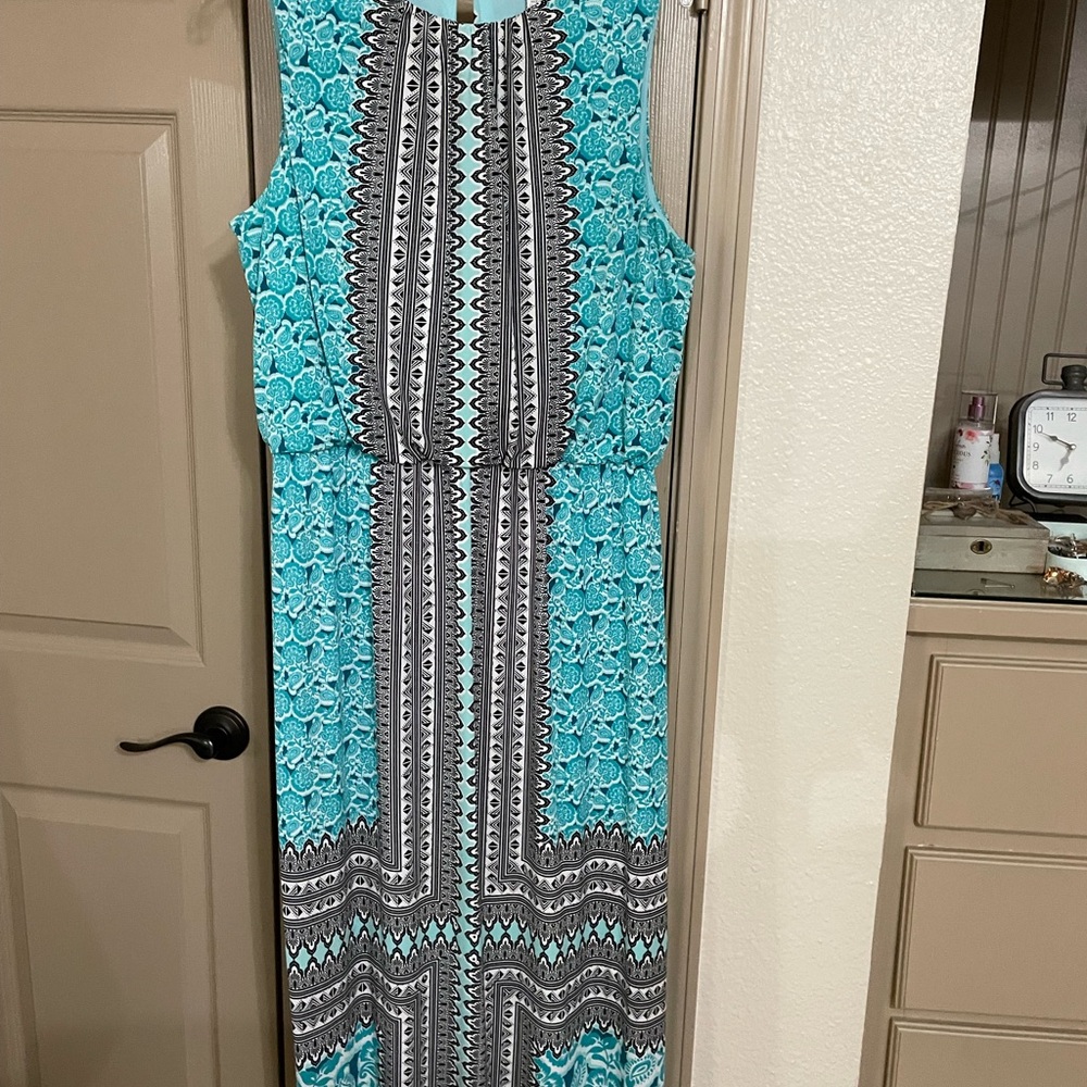 London Style Turquoise and Black Patterned Maxi Dress